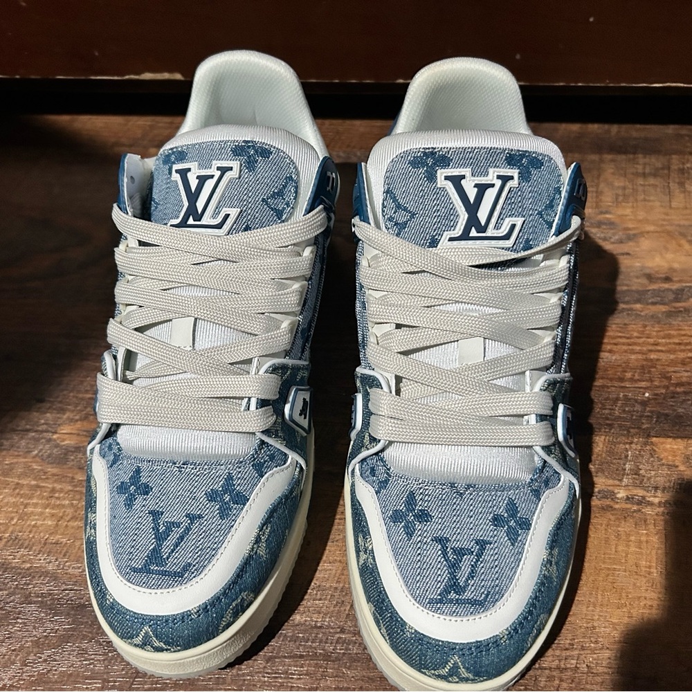 Louis Vuitton Trainers sneakers - Picture 5 of 5